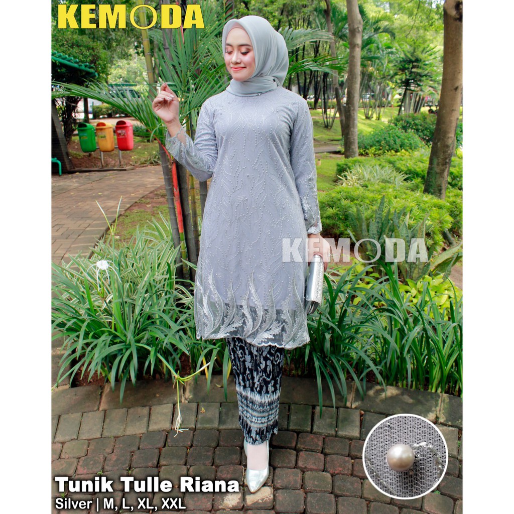 Setelan Kebaya Tunik Tile Riana Warna Silver Mix Plisket / Kebaya Modern