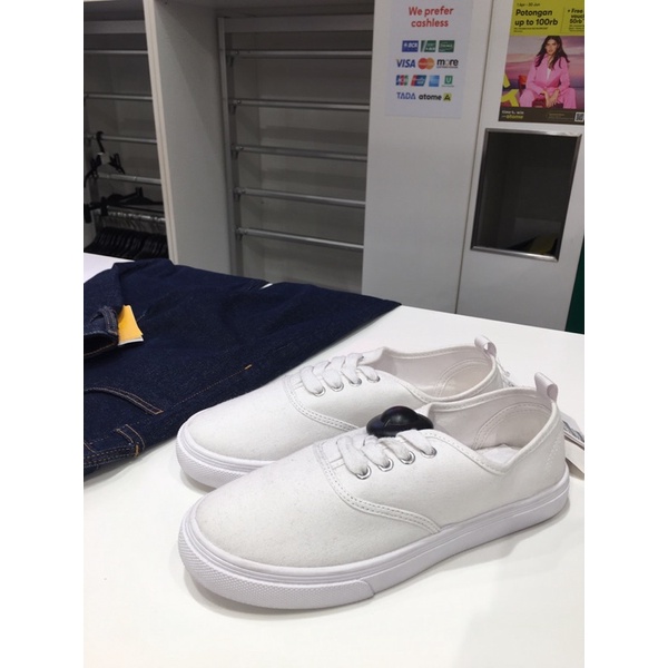 SNEAKERS HNM ORIGINAL JASA TITIP SALE