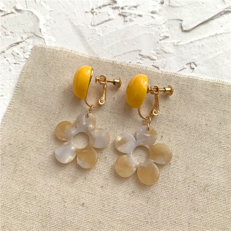 Anting Tusuk Wanita Gaya Retro Dengan Motif Bunga - Aksesoris Earrings Fashion Wanita