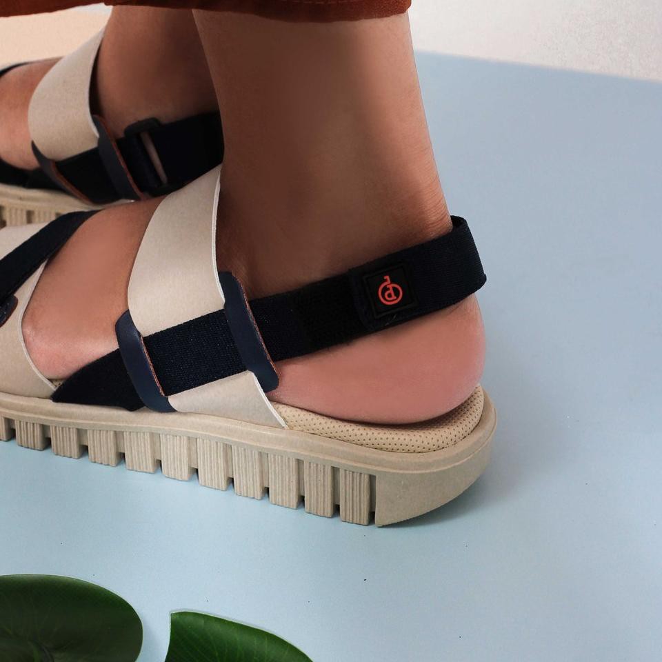 Keluaran Terbaru Donatello BL624703 Sandal Wanita Keluaran Terbaru Donatello BL624703 Sandal Wanita