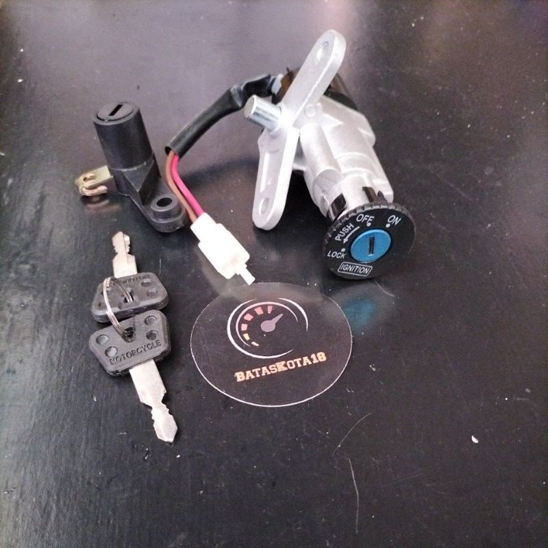 Kunci Kontak Set plus jok Mio Lama-Sporty-Smile 2006 2009 komplit