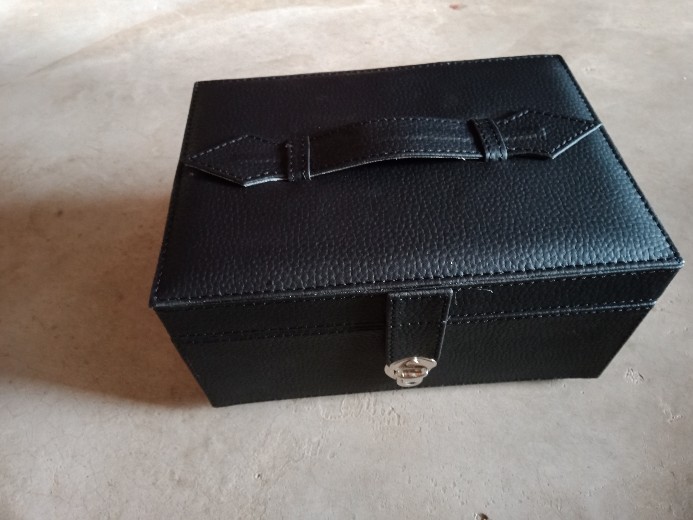 Promo - Kotak Tempat Perhiasan Dan Aksesoris Cincin Gelang Kalung / Jewelry Box Accesories