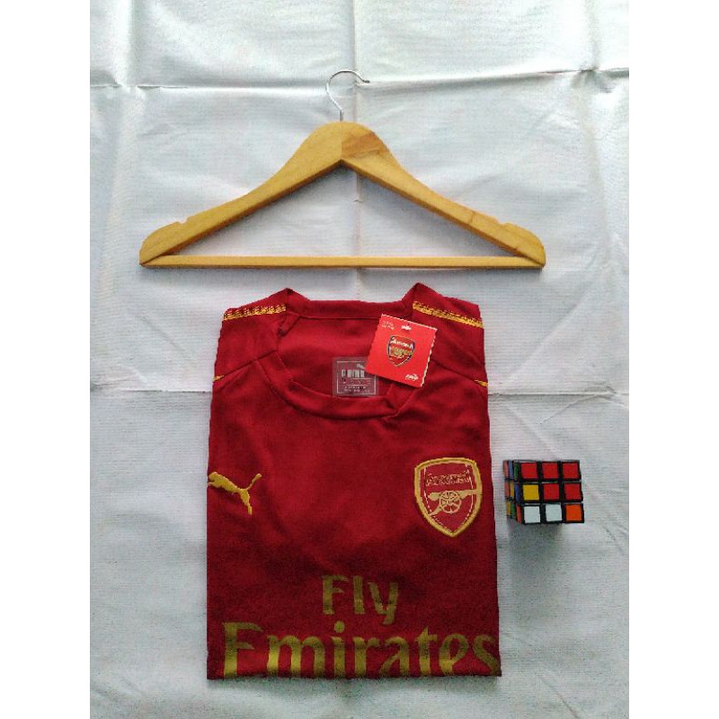 Jersey Arzenal Training Merah Emas 18/19