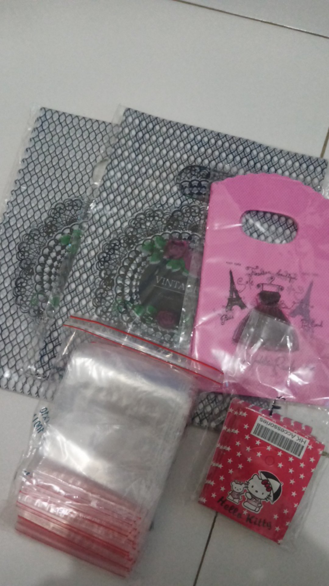 Kantong Plastik Klip Ziplock Uk 7x10 Cm .plastik Sebaguna  . Kantong Klip Murah