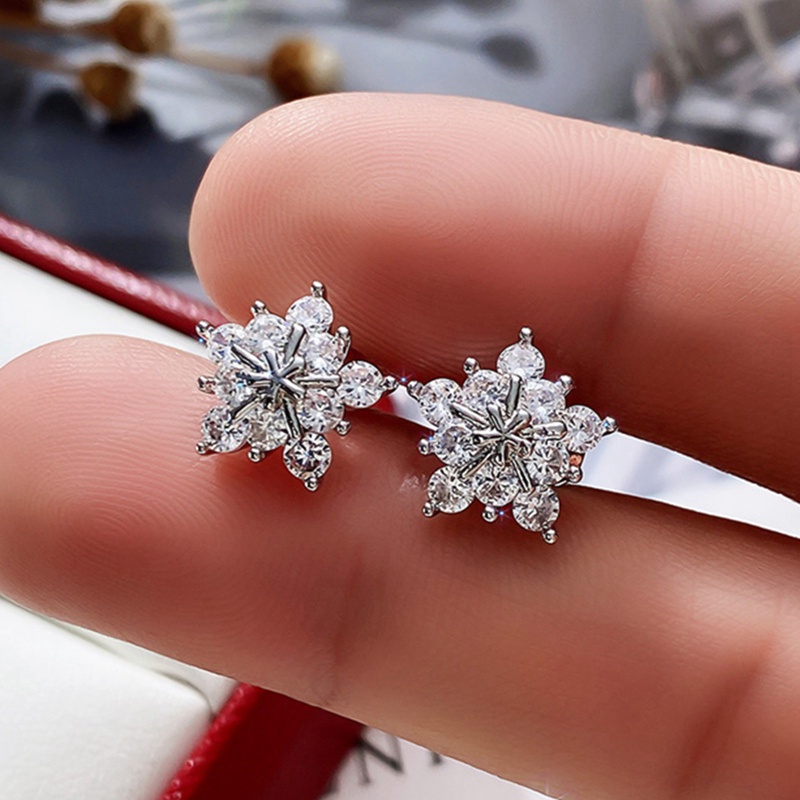 Anting Stud Desain Snowflake Aksen Batu Dazzling CZ Serbaguna Untuk Wanita
