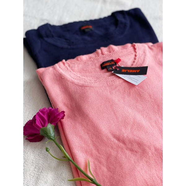 Ameli* Navy n pink long sleeve scalloped neck top