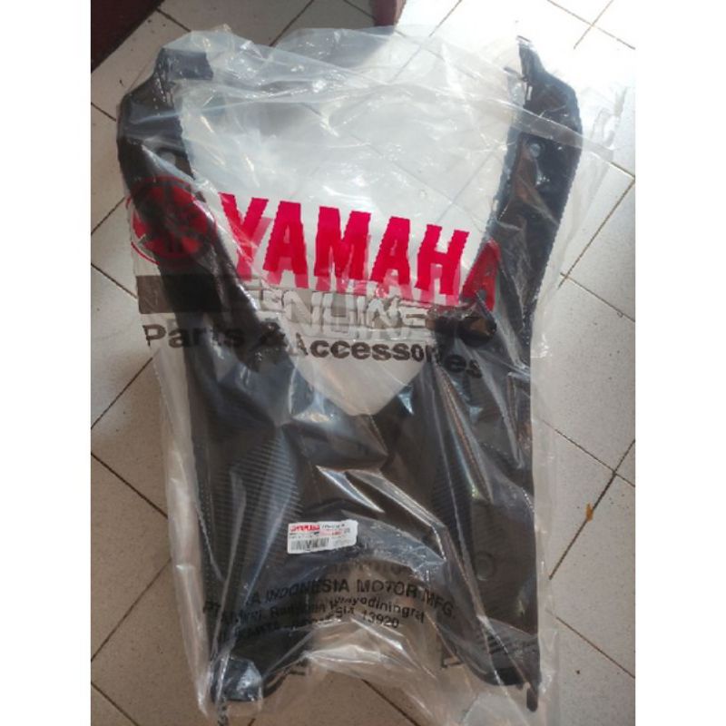 PIJAKAN KAKI YAMAHA GEAR 125 ORIGINAL B3W-F7481-00