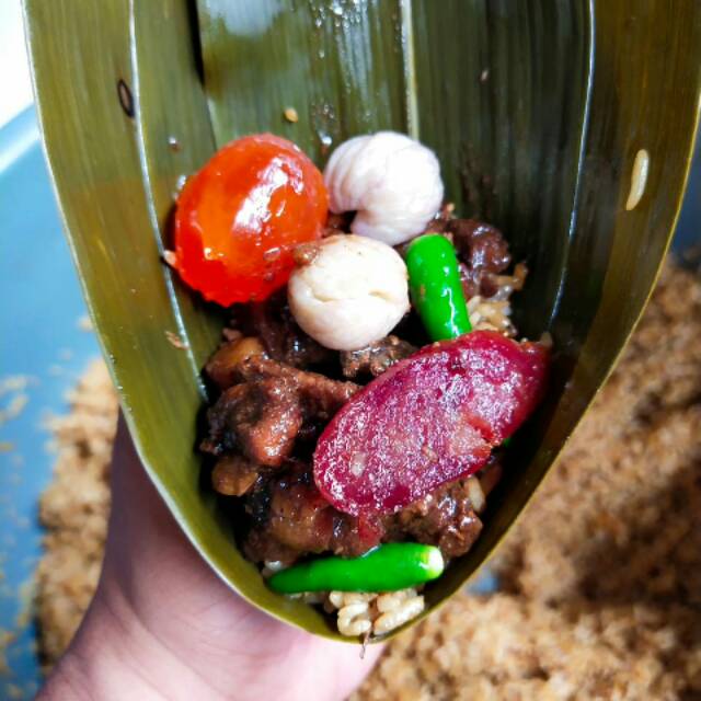 

Bakcang Ketan Yose Oink Oink Pekanbaru