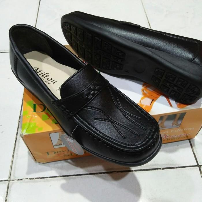 Sepatu flat pantofel wanita Milton hitam/sepatu kerja