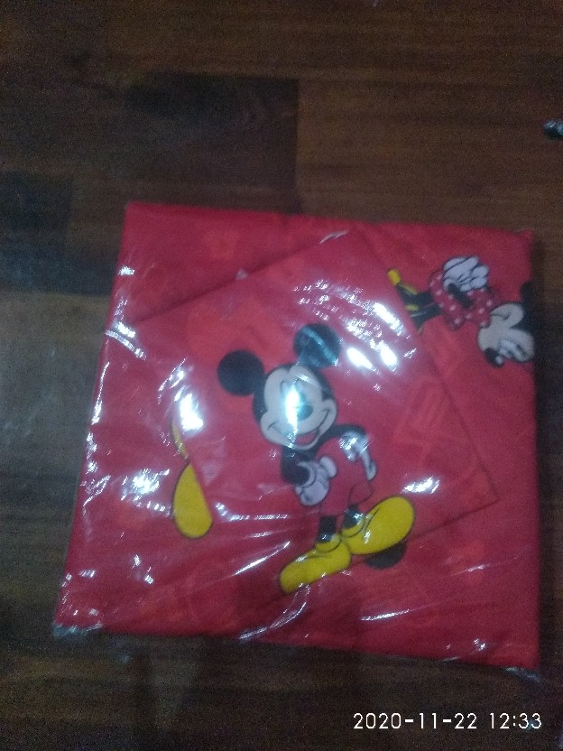 Seprei  Karakter Mickey Mous Ukiran 180x200 Cm Bahan Katun Polymikcro Adem, Halus Dn Tidak Luntur