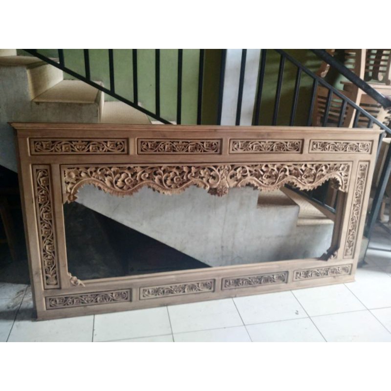 Figura krepyak cermin figura krepyak bahan kayu jati furniture asli jepara
