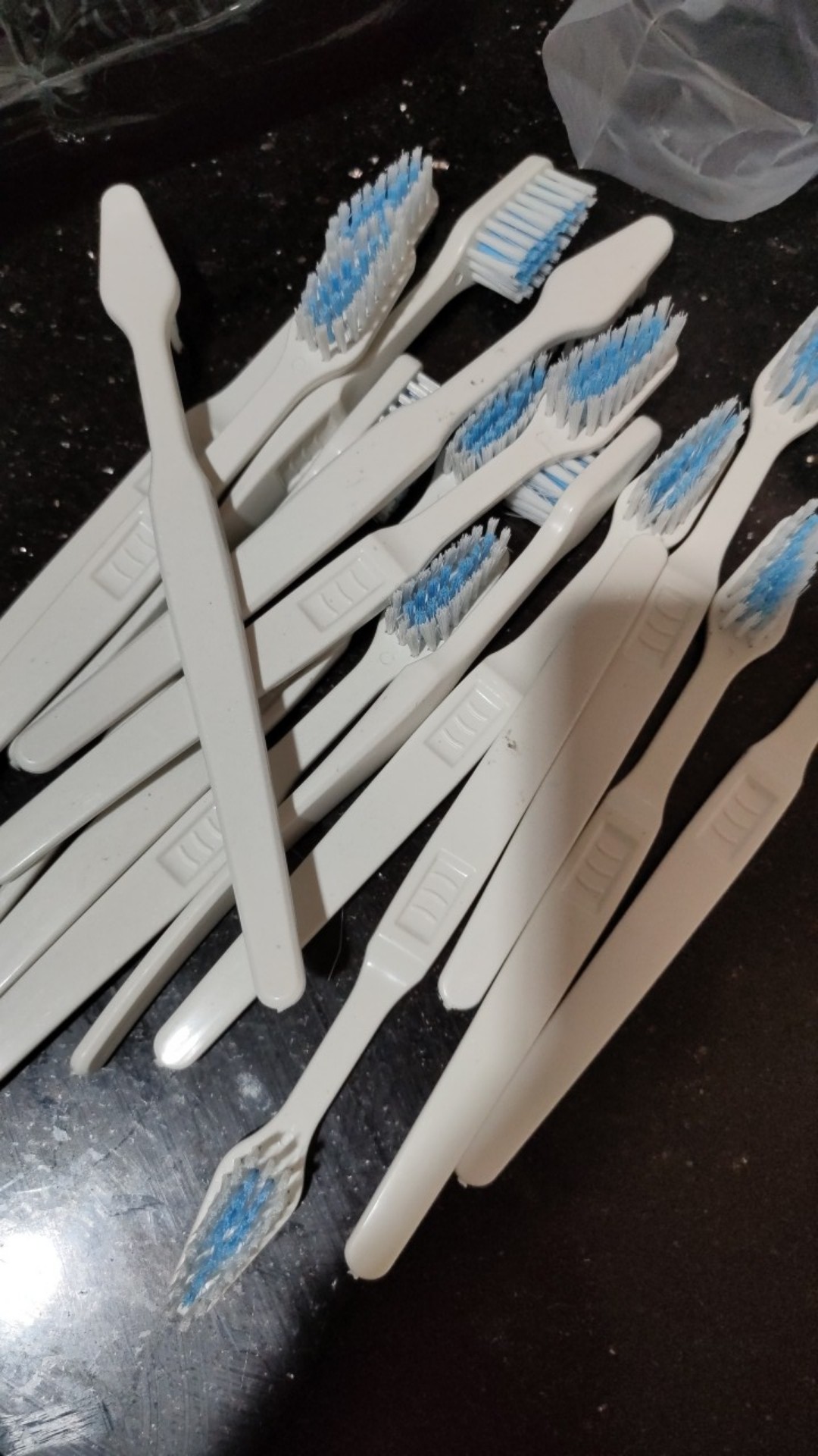 Sikat Gigi Hotel Bulu Halus / Super Termurah