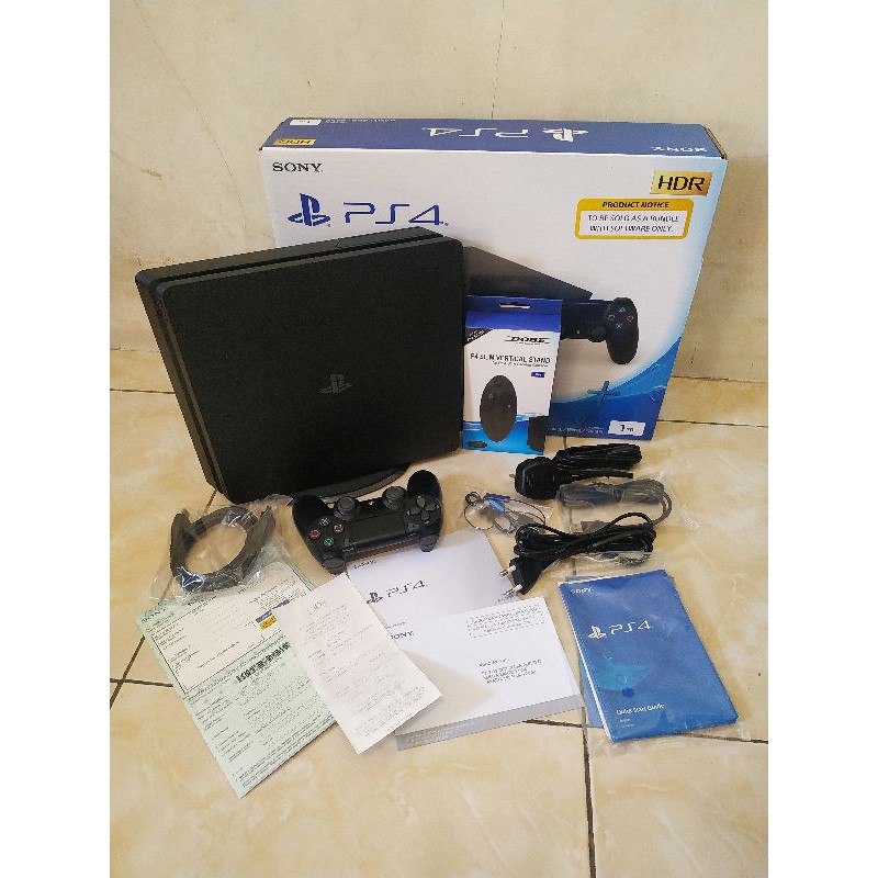 PS4 PlayStation 4 Slim CUH-2218B 1TB Garansi Resmi Seperti Baru