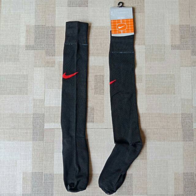 Kaos kaki bola nike 001