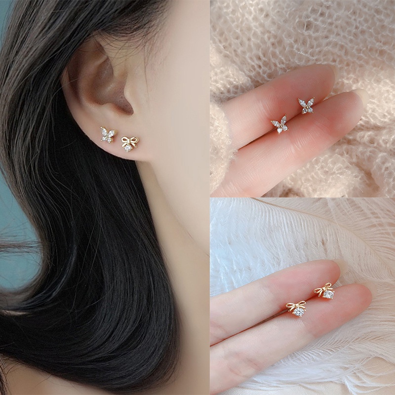 1 Pasang Anting Stud S925 Silver Needle Bentuk Kupu-Kupu Kecil Aksen Berlian Gaya Retro Untuk Wanita