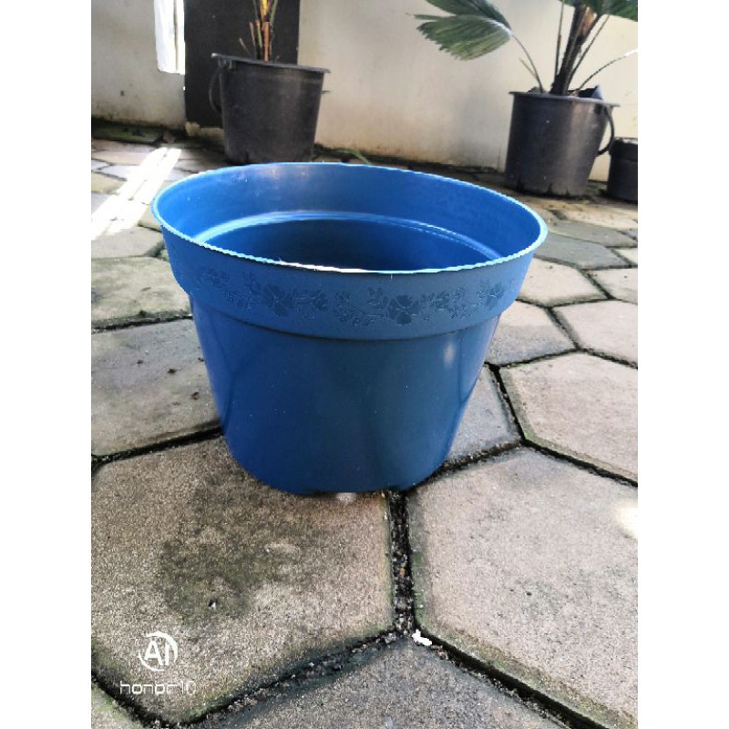 Pot Bunga Pot Tanaman Plastik  25CM