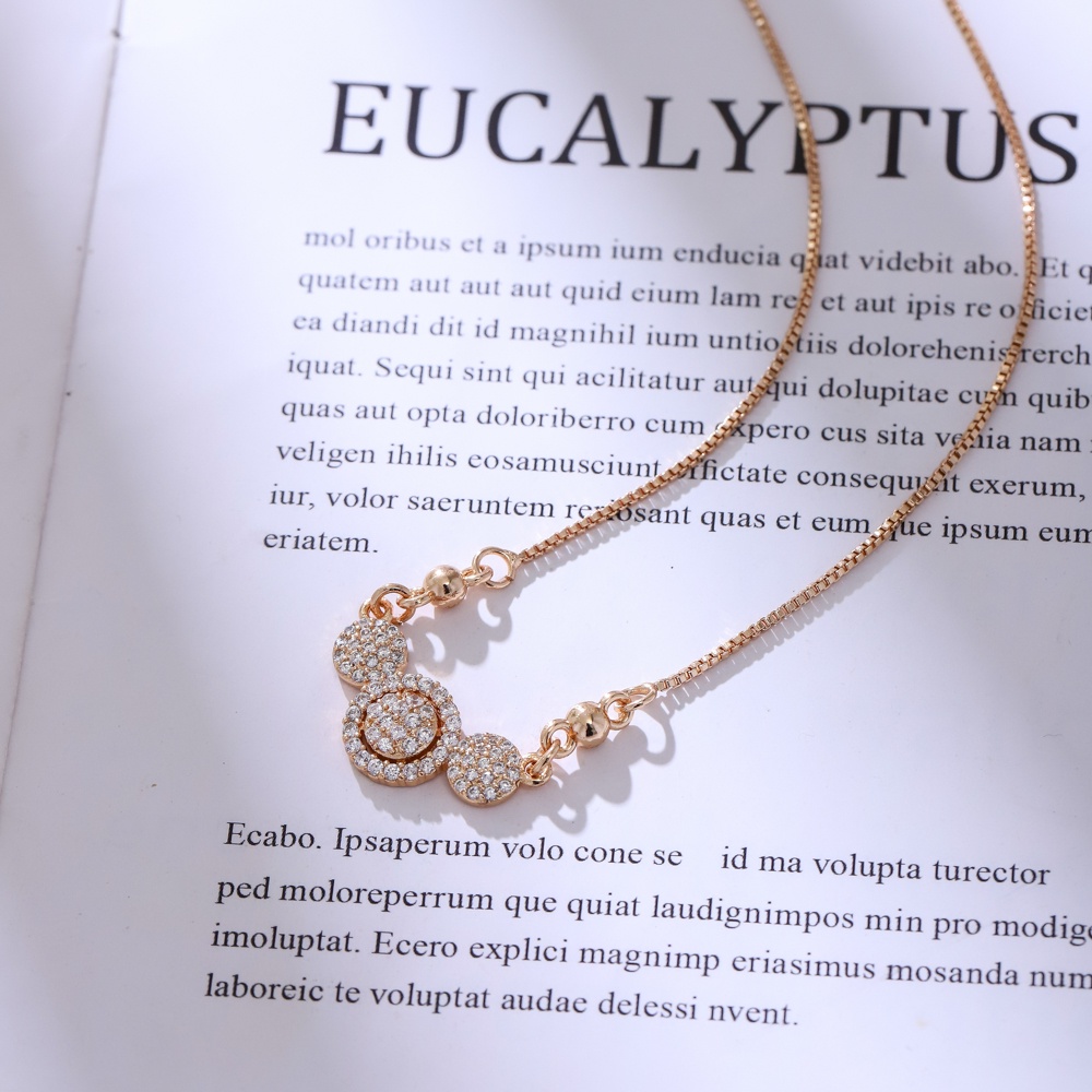 D.G.C✨Kalung Titanium Wanita Anti Karat Berlian Emas Liontin Fashion Rantai Cowok Aksesoris Perhiasan Murah D119