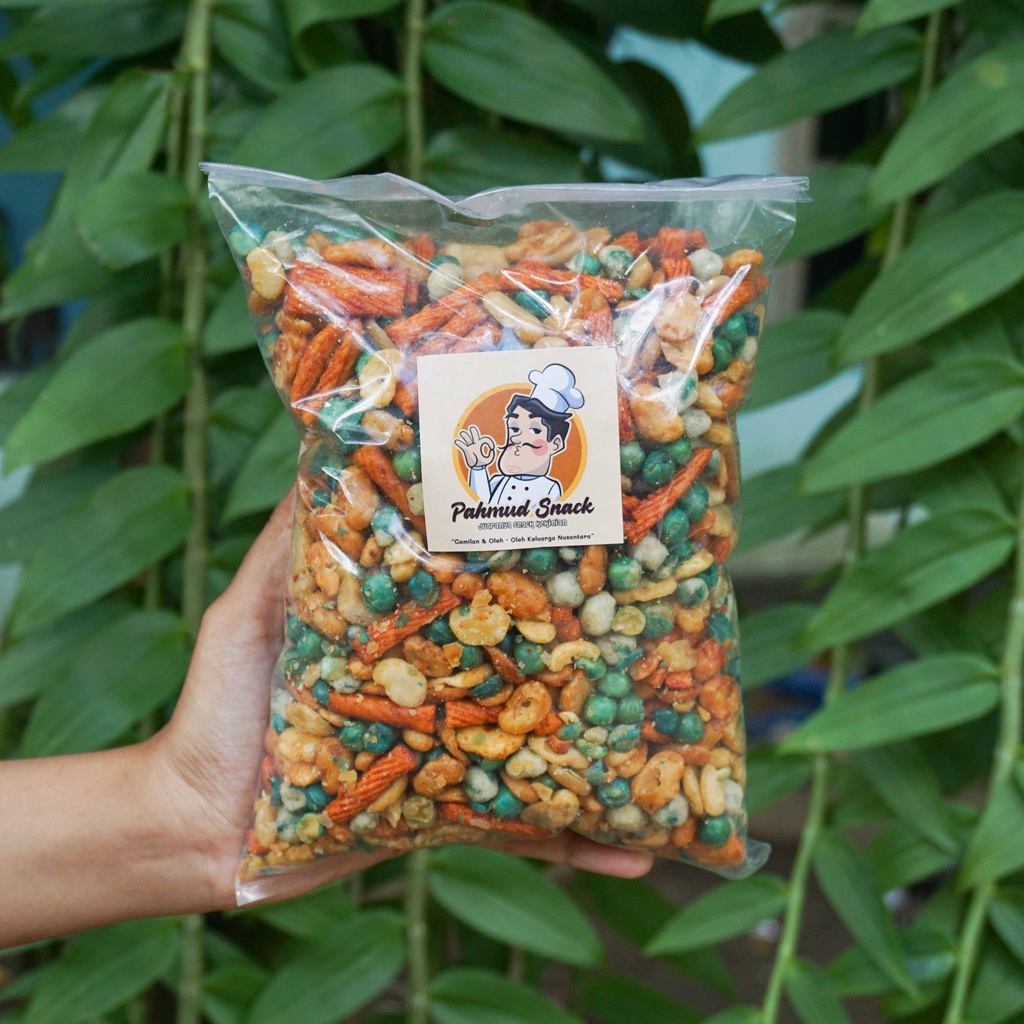 

Camilan Snack Campur Kacang Mix Nuts 485 gram