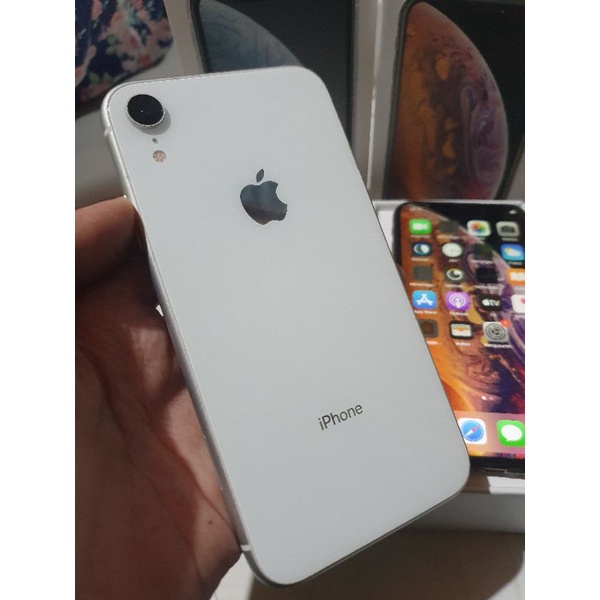 iphone XR 64GB White Second ibox resmi indonesia