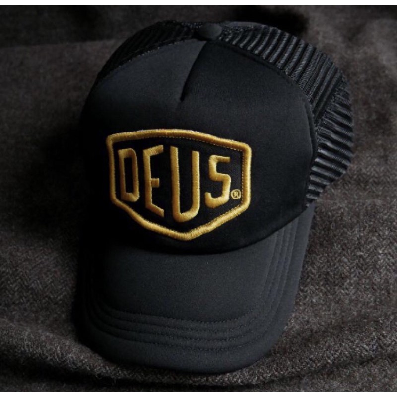 Deus Ex Machina - TRUCKER HAT X Barney NY
