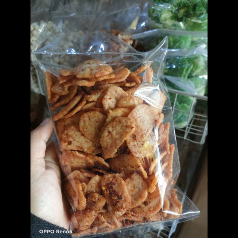 

250 gr SEBLAK KERING SNACK ASIN GURIH PEDAS SNACK/MAKANAN RINGAN KHAS BANDUNG RENYAH ENAK NIKMAT KRIUK KRES