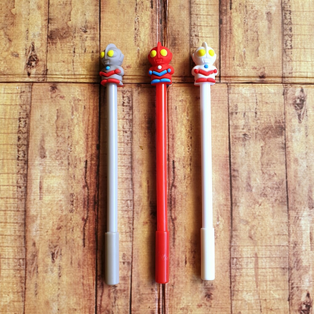 

Pen isi 3 PCS - Pulpen - Pen Motif Ultraman 717 Isi 3pcs - Ballpoint Gel Lucu