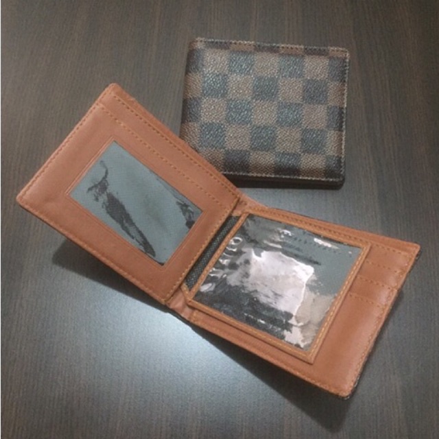 Dompet pria kulit sintetis lokal model lipat biasa motif kotak kotam dan bintanb #dompet #dompetlipat #dompetpria #dompetcowok #dompetunisex