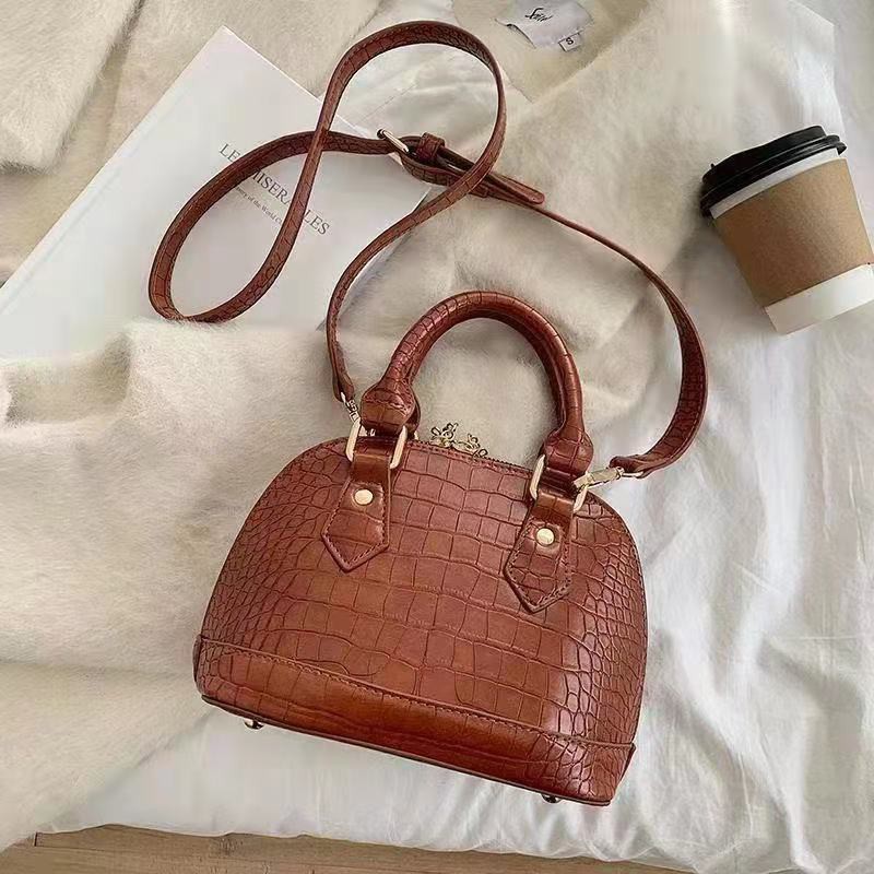 201116 Handbag Cewek Tas Selempang Wanita Import Slingbag Cewe Impor (1 KG MUAT 2) LT1214 JT8699 BQ2829 EL5537 CR7742 172052