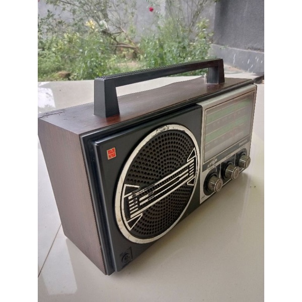 Radio National model RL-4249A