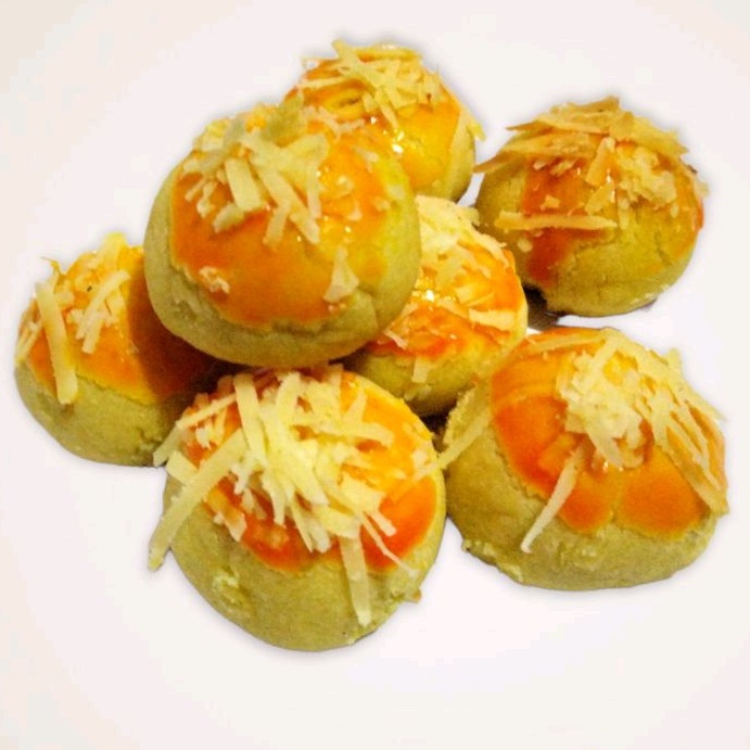 

NASTAR NANAS TABUR KEJU / NASTAR NANAS