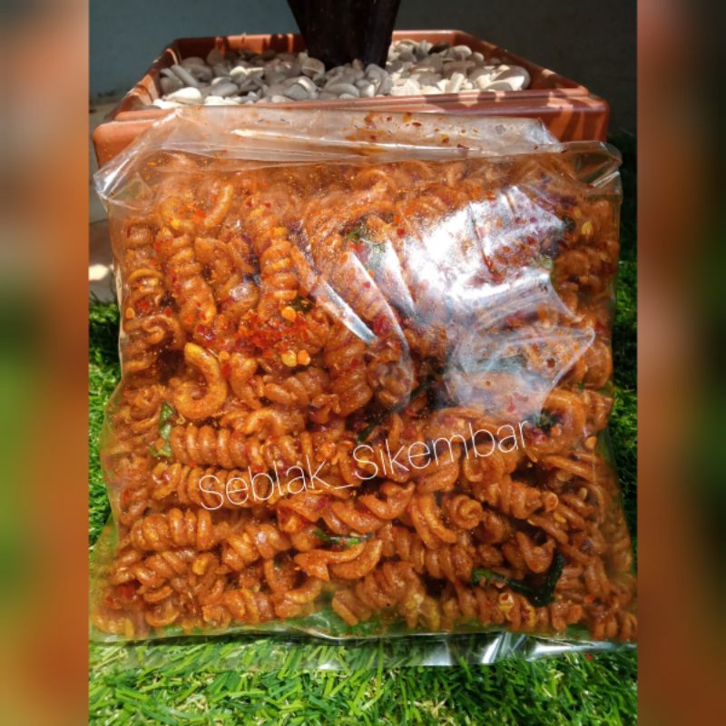 

MAKARONI SPIRAL PEDAS DAUN JERUK 250gram