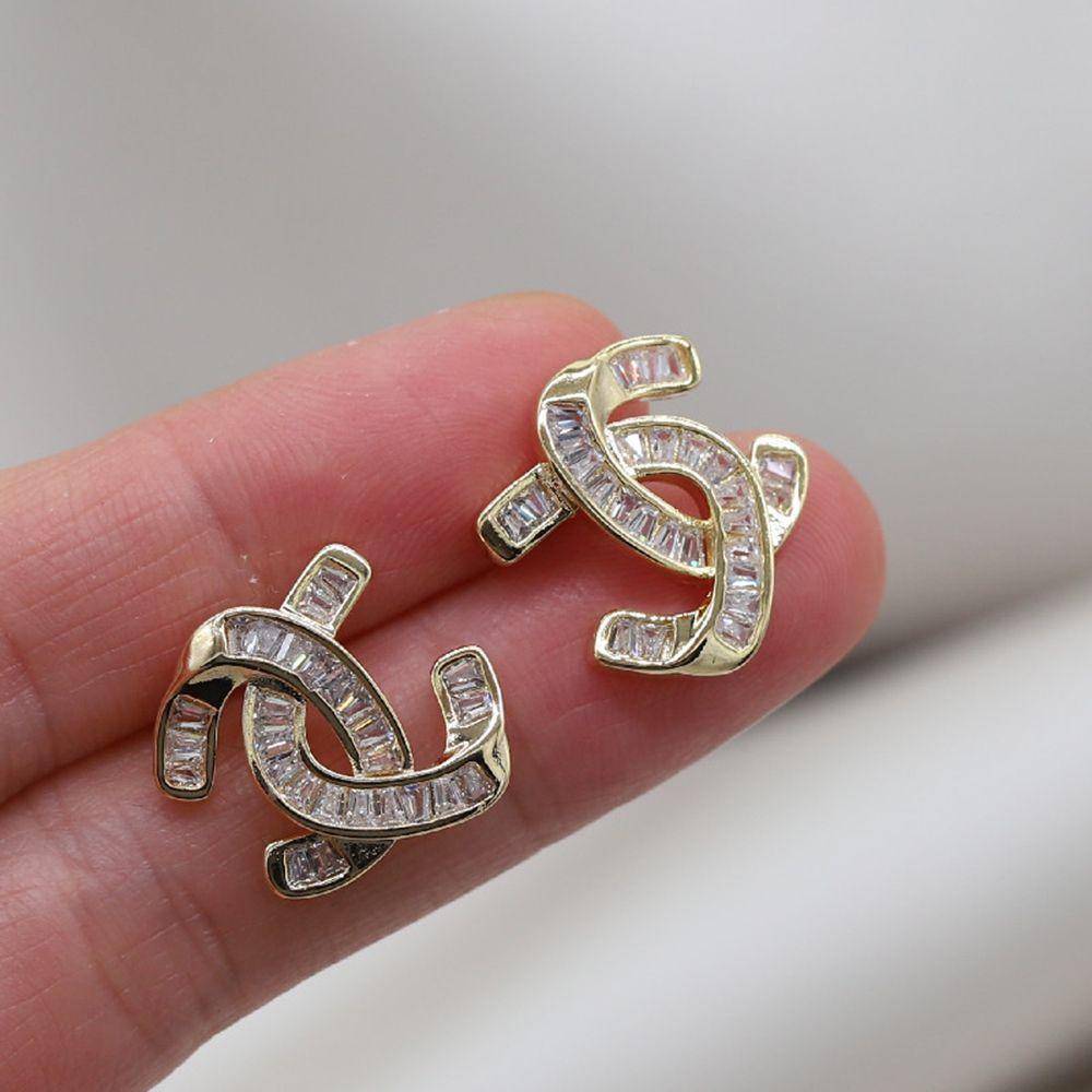 Mxbeauty C Huruf Anting Trendi Temperamen Hadiah Perempuan Aksesoris Telinga Zirkon Wanita Stud Earrings