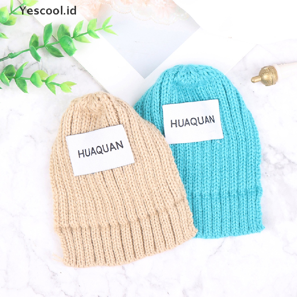 (Yescool) 1pc Mainan Miniatur Topi Kupluk Rajut Skala 1: 6 Untuk Dekorasi Rumah Boneka