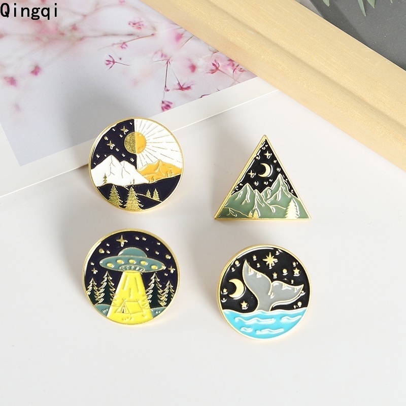 Bros Pin Enamel Bentuk Matahari Dan Bulan Untuk Hadiah