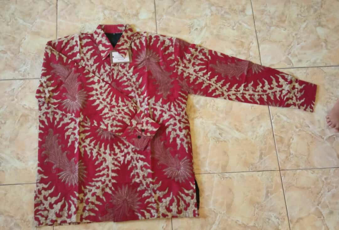 Uwer Merah Kemeja Batik Pria Katun Cabut Full Furing