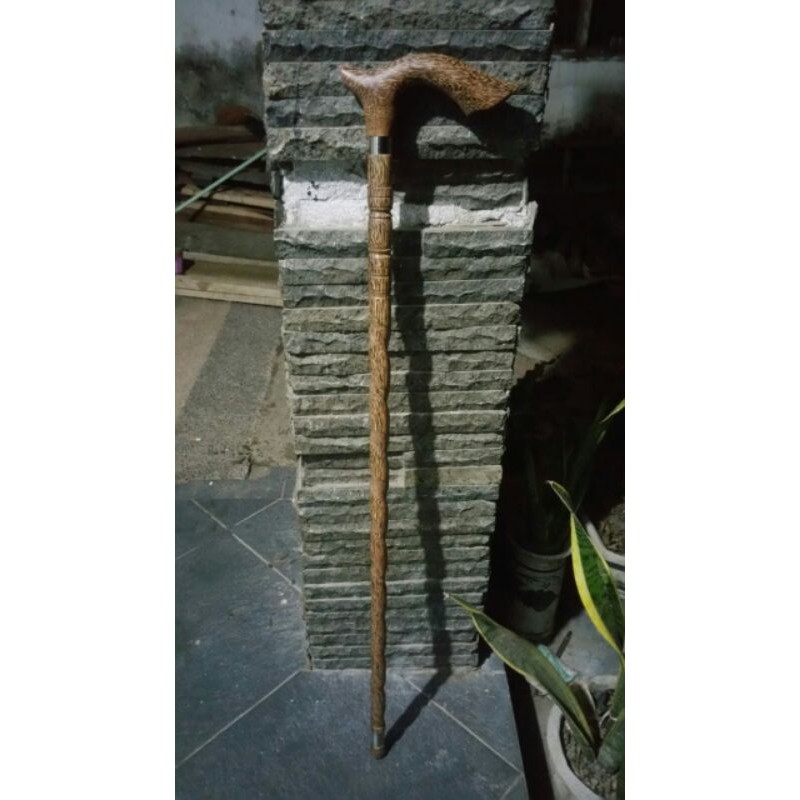 tongkat jalan liwung