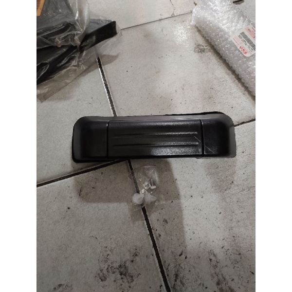 handle pintu bagasi Suzuki Escudo 2.0