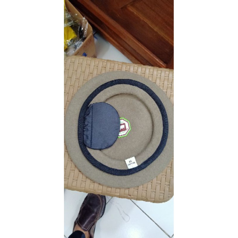 BARET POL PP
