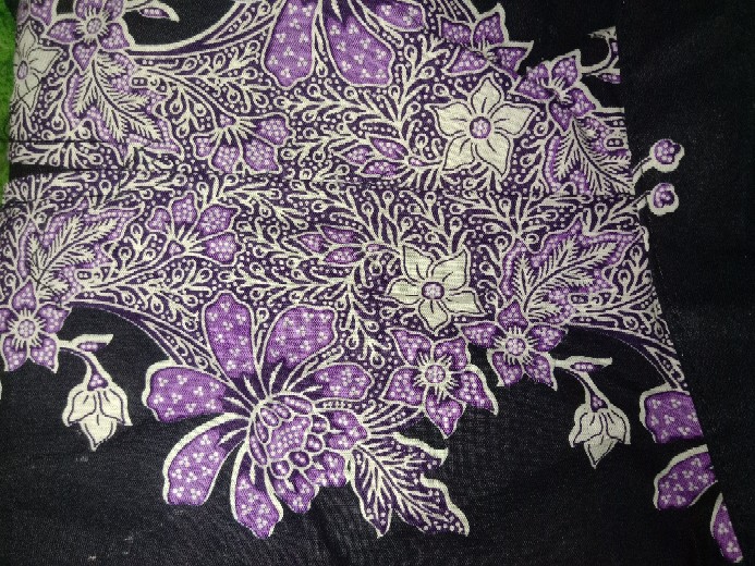 Grosir Terlaris Genes Jelita Tunic Navbor Yelbor Whitbor Creambor Tunik Batik Modern Hrb046