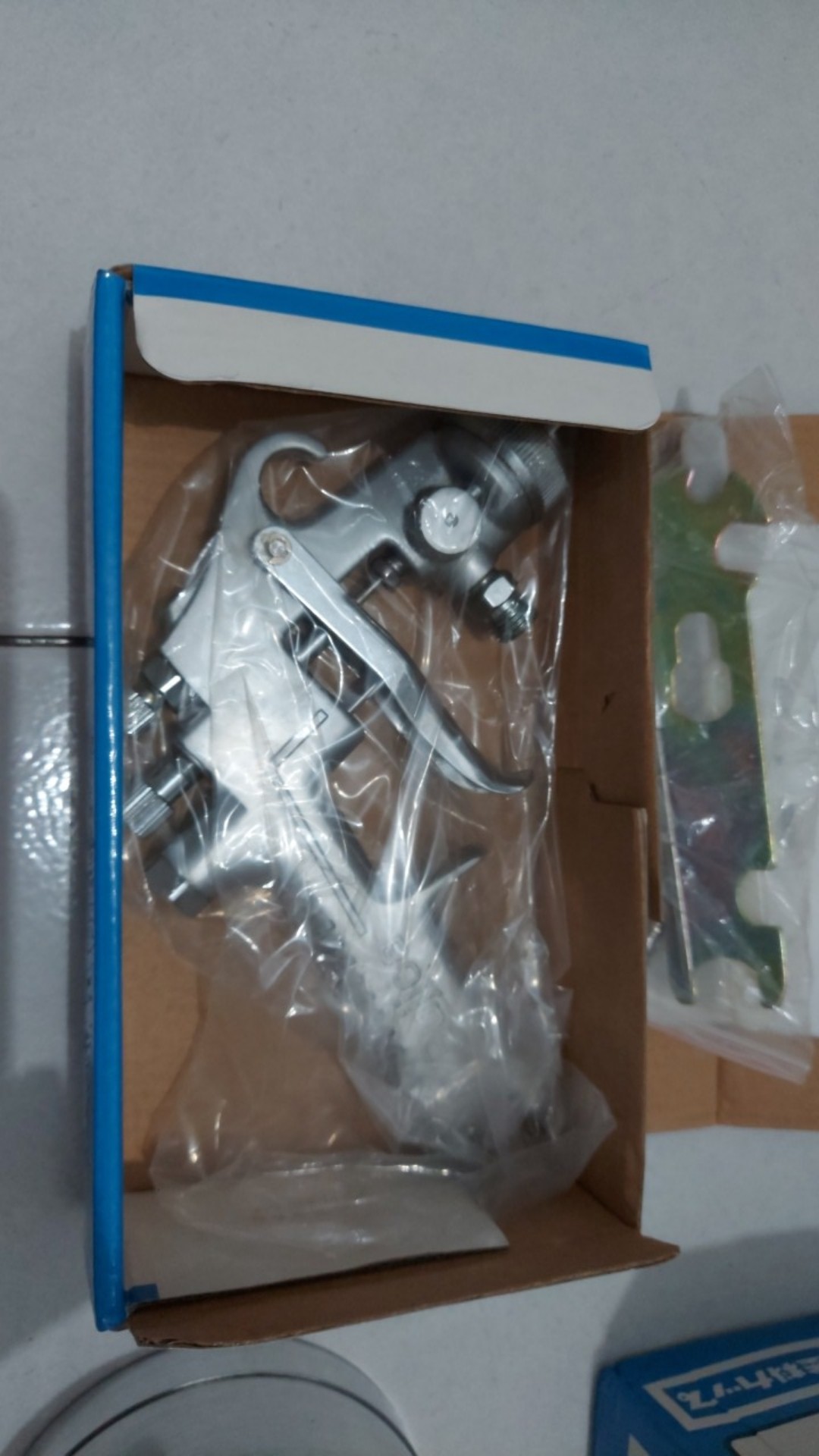 Ah00 Spray Gun F100 Rujica Tabung Bawah / Semprotan Cat F 100
