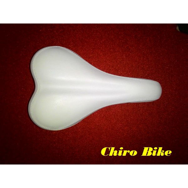 Sadel velo lampu putih