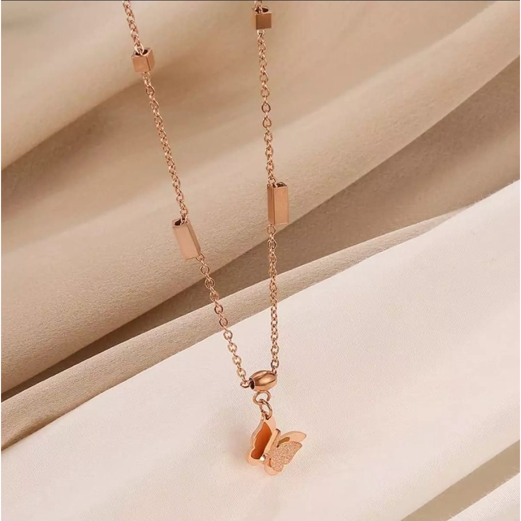 Kalung Titanium Rantai Rose Gold Liontin Bulgari Rose Gold / Accesories Fashion Titanium Asli Anti Luntur / Kalung Lapis Emas 18K / Terbaru