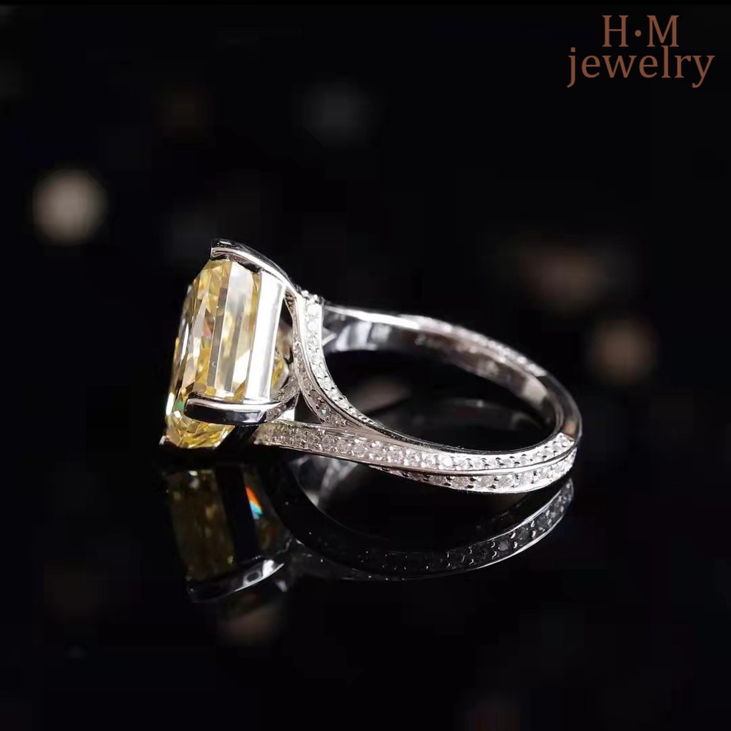 Cincin Berlian Imitasi Warna Kuning Untuk Wanita