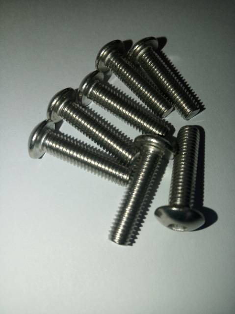 Button L M5 x 20 (2cm) stainless 304