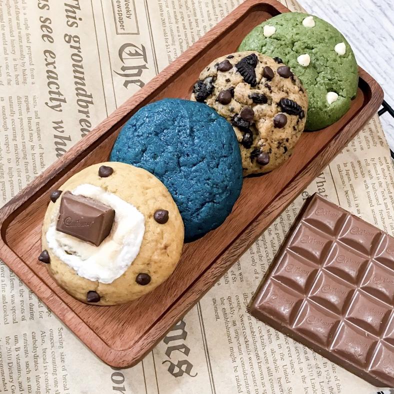 

Soft Cookies | giant cookie cake | hampers lebaran | kado ulang tahun | kado wisuda