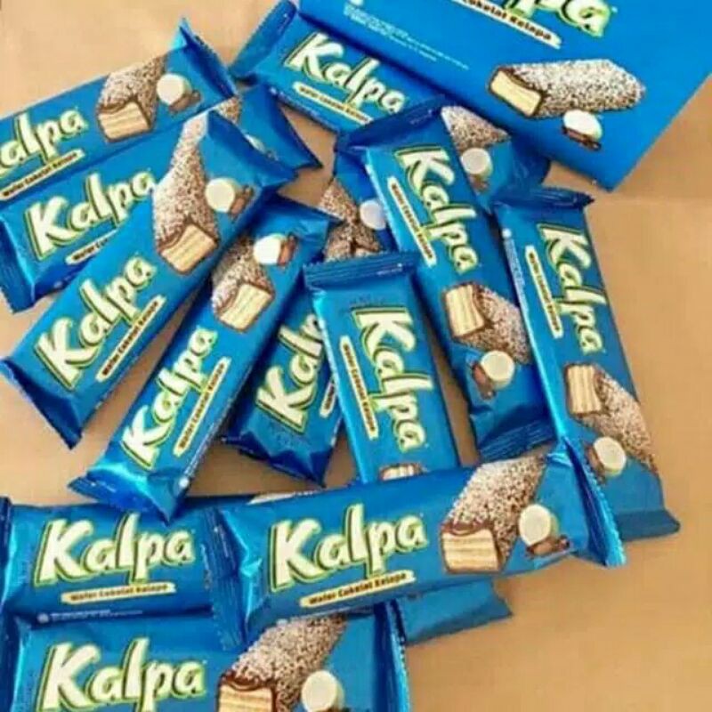 

COD TERMURAH KALPA 1pack 12biji BISKUIT WAFER KELAPA BENG BENG KALPA BEST SELLER ROMA