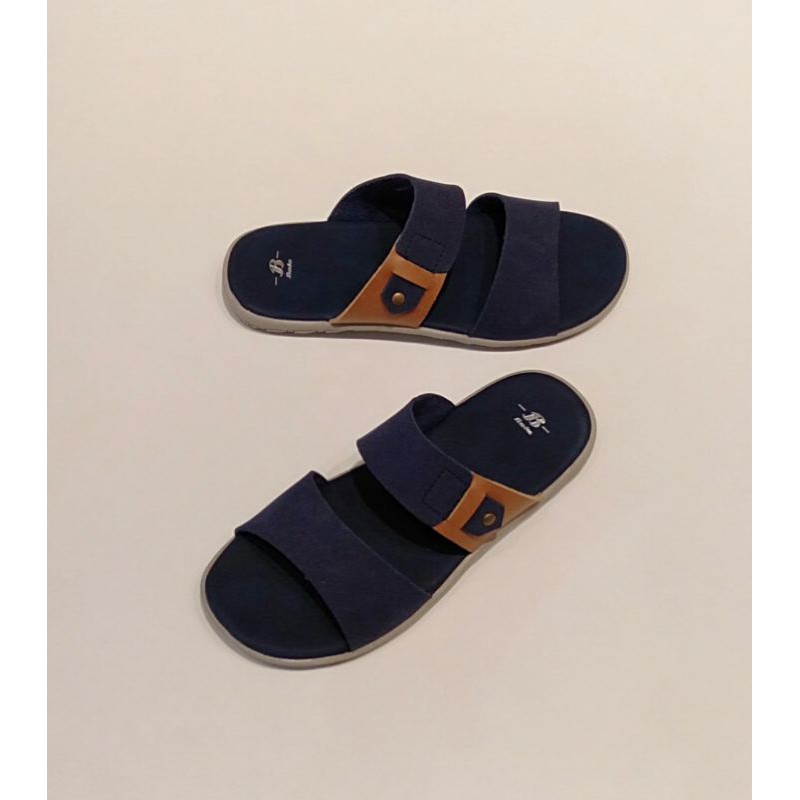  Bata  Sandal  Anak Laki Laki Bahan Sintetis Model Selop 