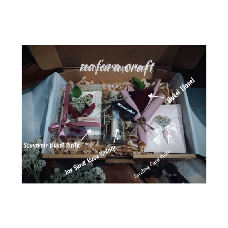 

Gift Box Vintage/Hamperz Vintage/Kado Ulang tahun/Kado pernikahan/Souvernir