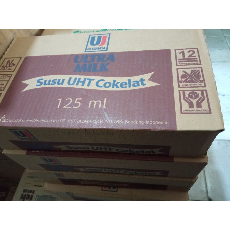 

Susu UHT Ultra Coklat (125) 1 dos isi 40