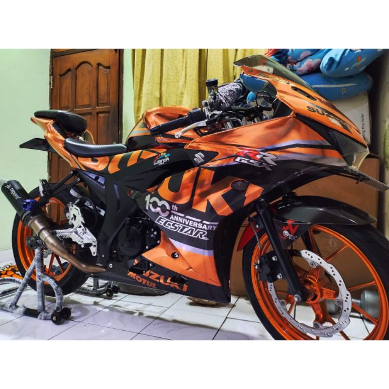 decal stiker crom GSX R150 (Custom) motif request suka2-decal stiker GSX fullbody, stiker gsx fullbo